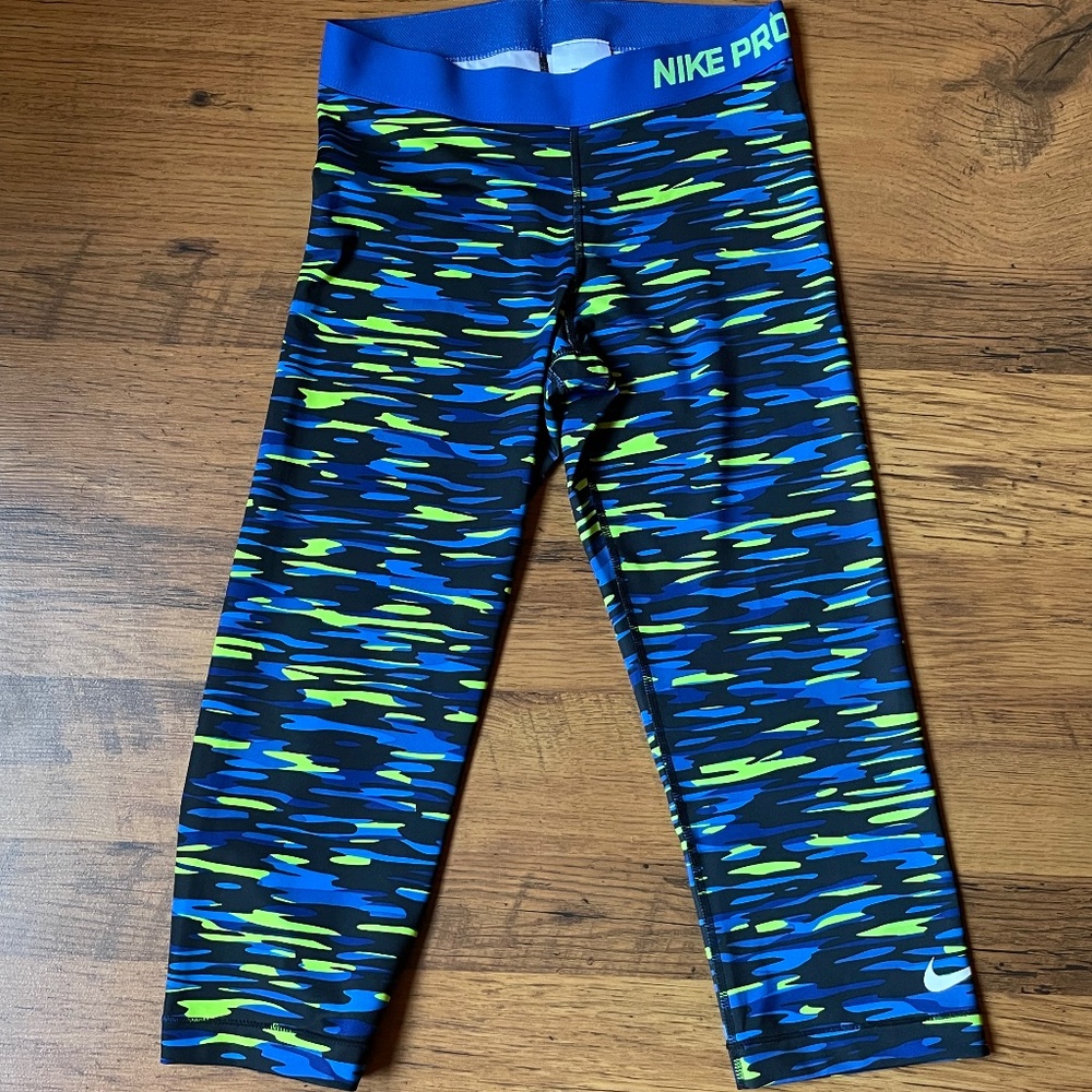 Nike Pro 3/4 leggings